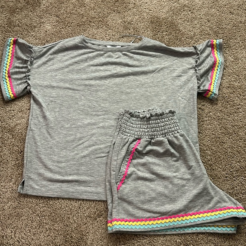 Crown&Ivy Lounge Set